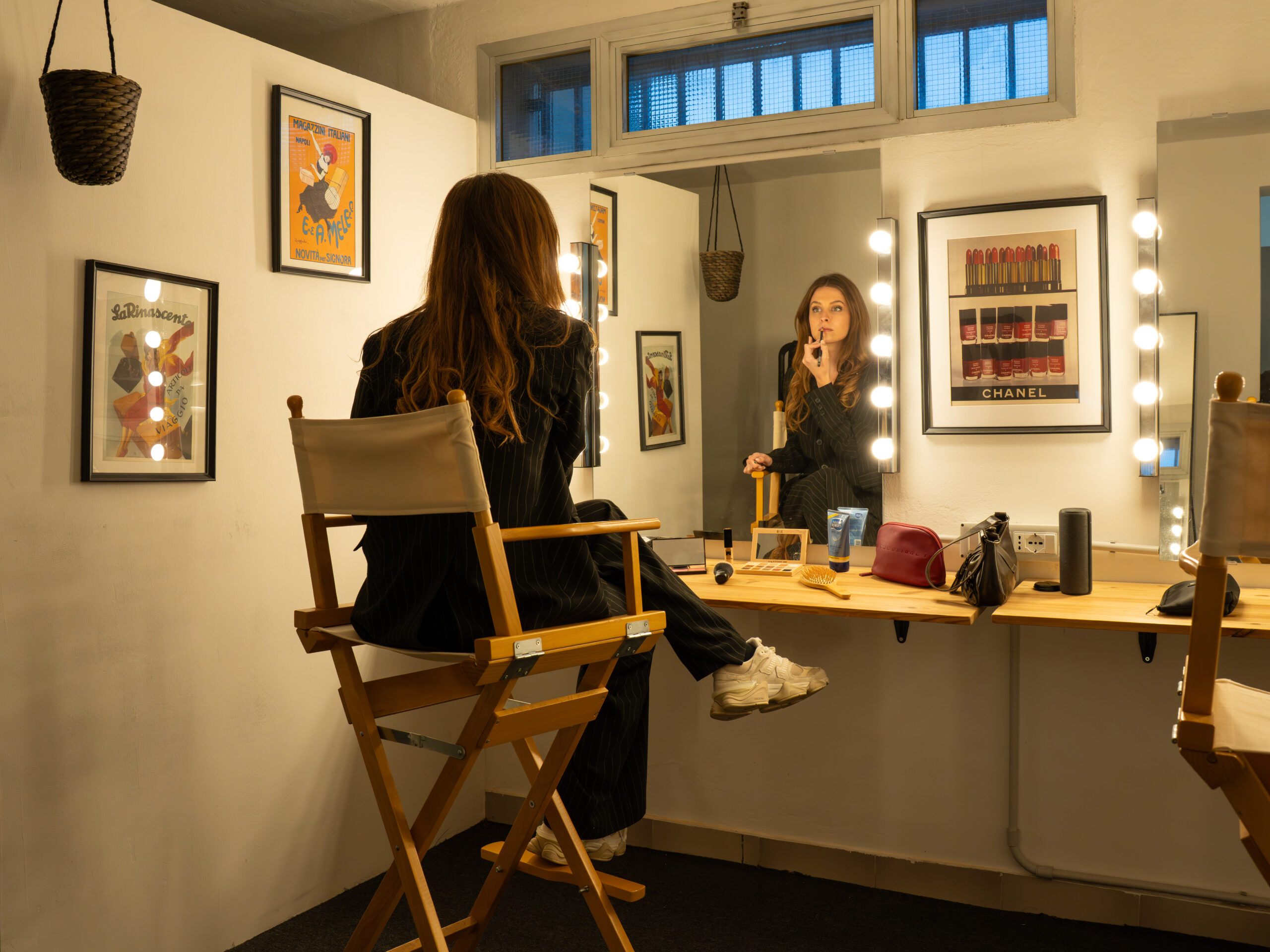 Area makeup con specchi illuminati